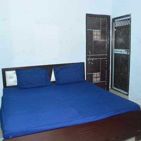 Hotel Chandrasha Villa Ayodhya Dham Ram Mandir 600 Meter Exterior foto
